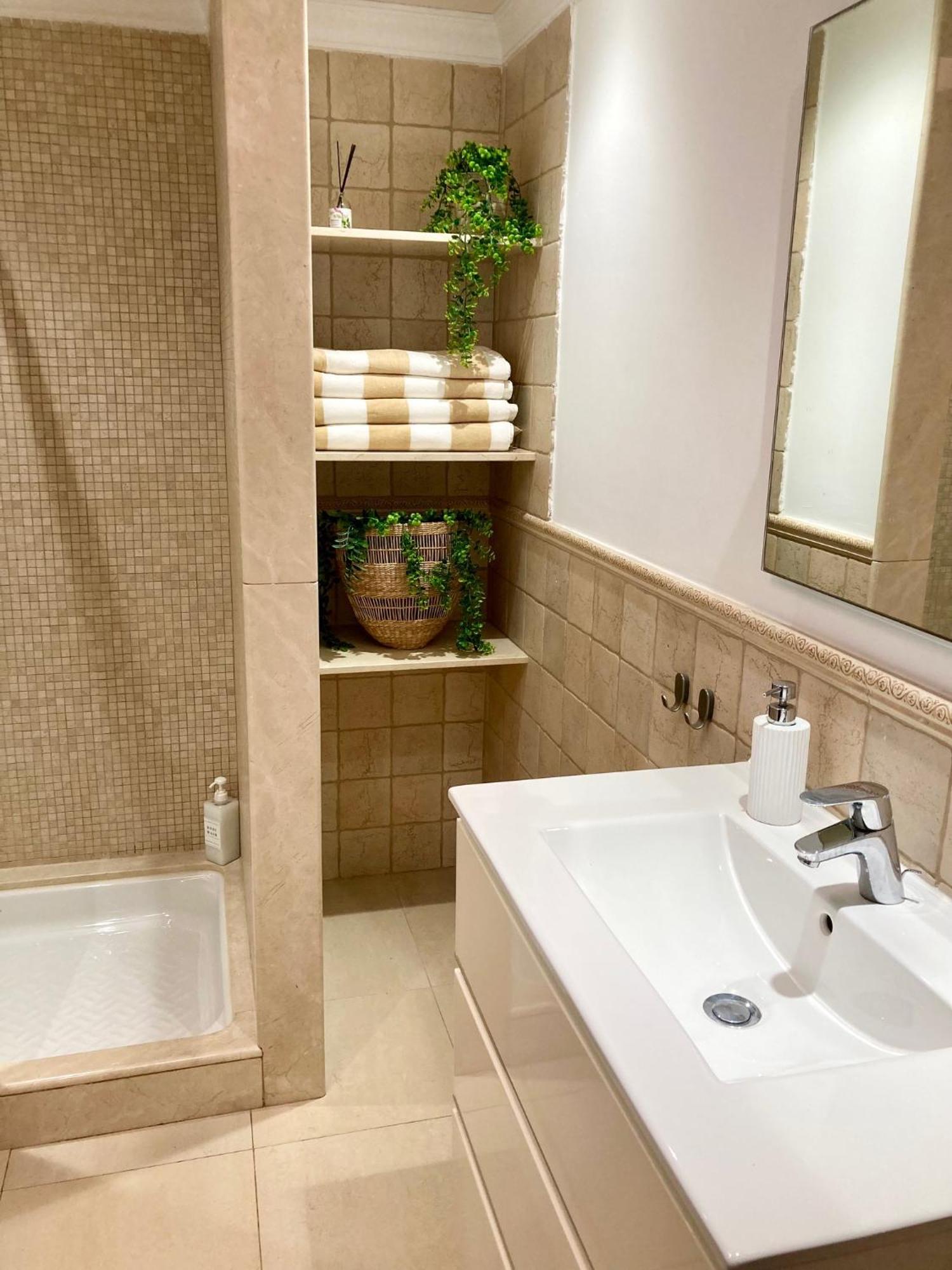 Villa Honey Rose, Güime Екстериор снимка