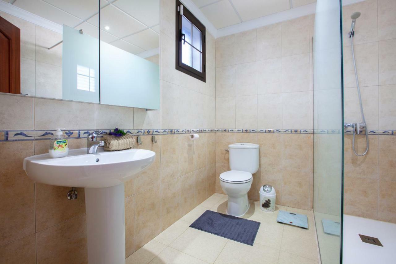 Villa Honey Rose, Güime Екстериор снимка